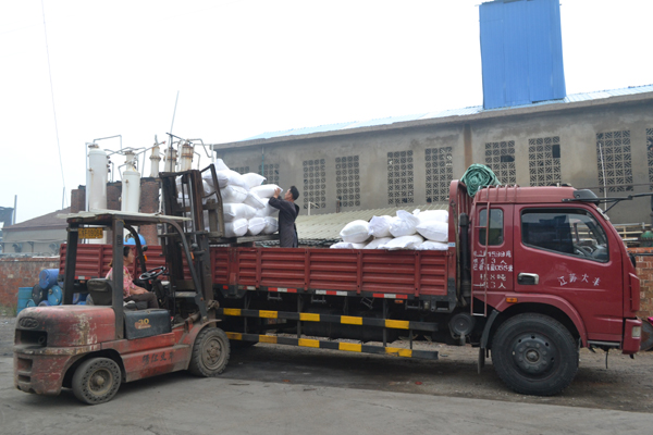 結(jié)晶氯化鋁物流運(yùn)輸 結(jié)晶氯化鋁物流運(yùn)輸